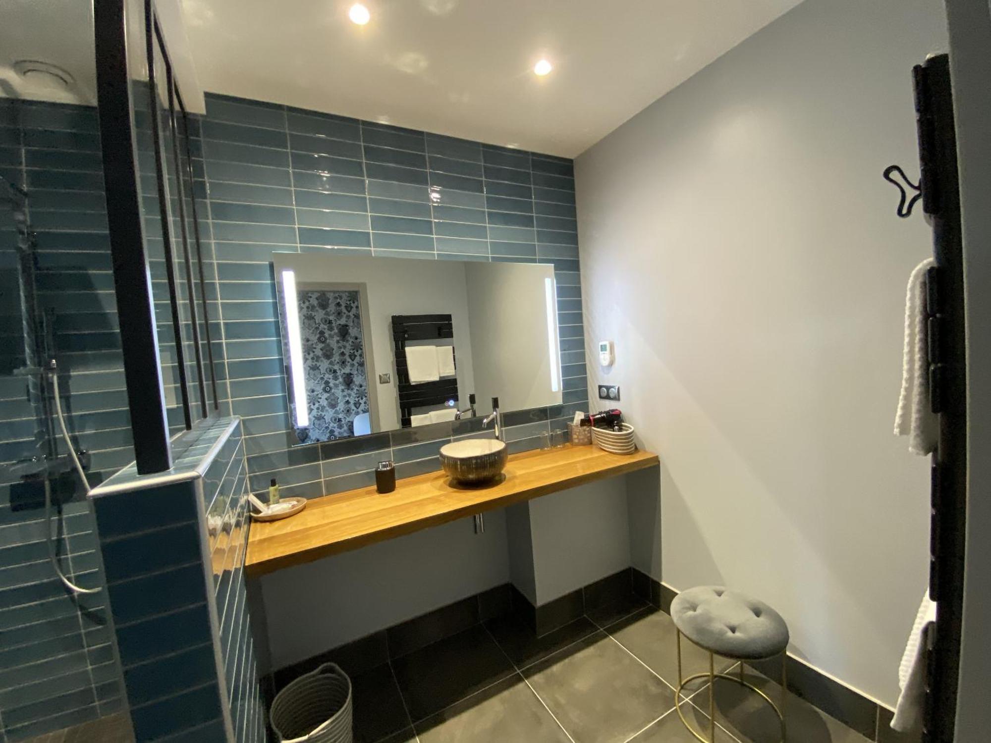 Le Terminus Hotel Tournus Exterior photo